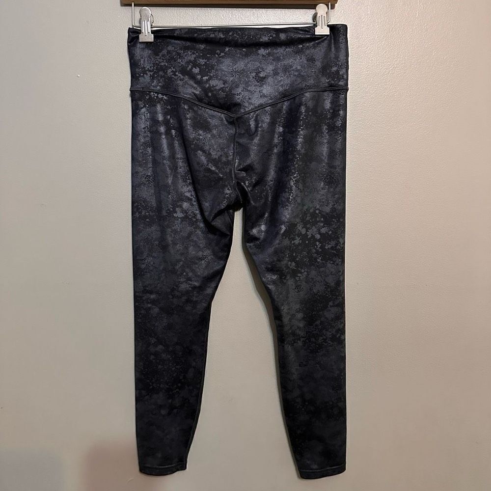Athleta Black & Silver Elation Misty Lace Tight Leggings Women's Size Medium EUC - Picture 3 of 7
